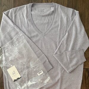 Mist V-Neck Wool Sweater